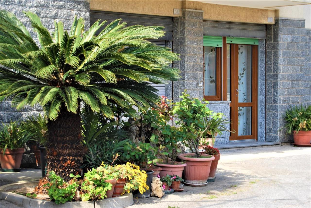Case Di Rosita Pietra Ligure Exterior photo